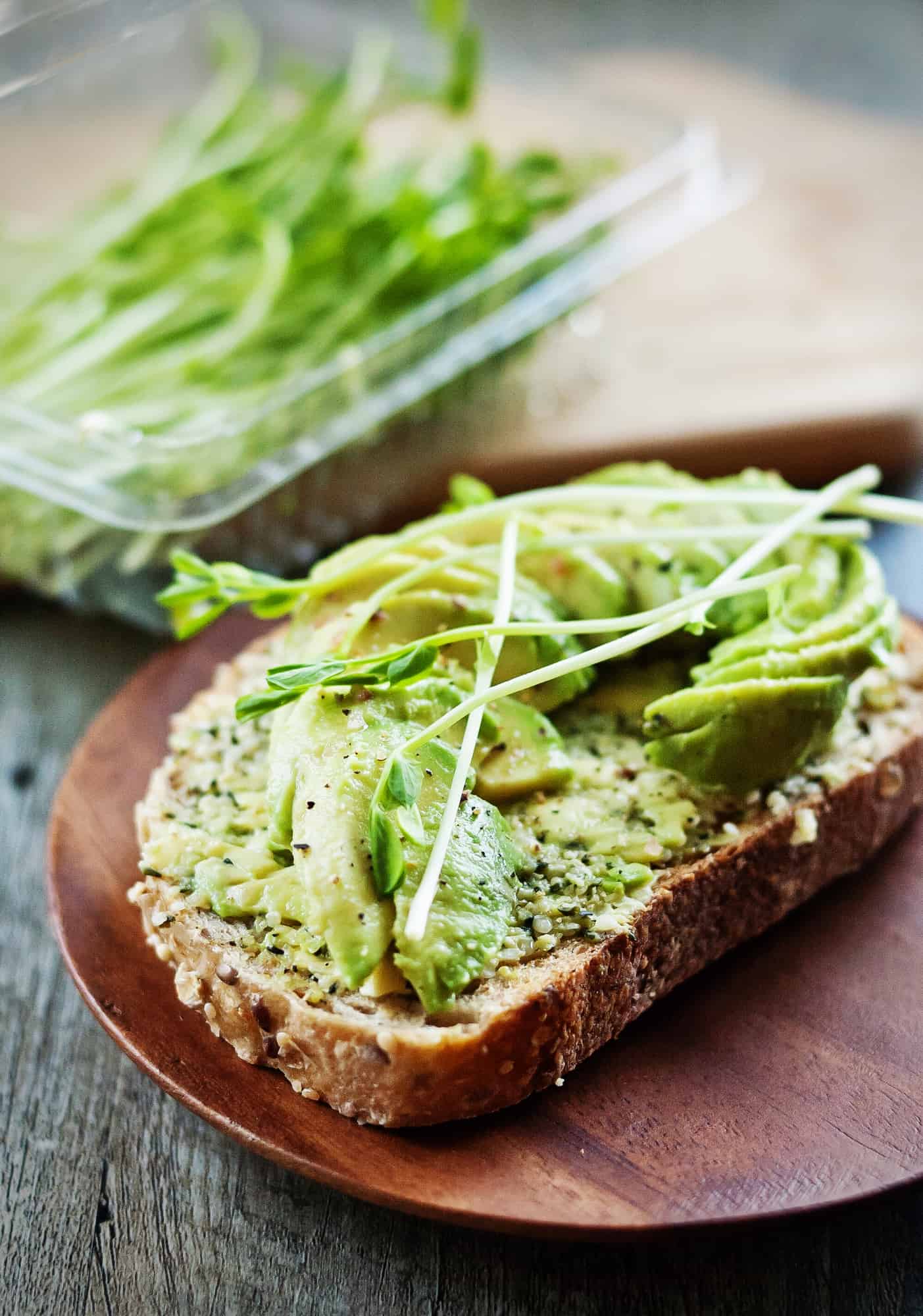 Avocado toast with hemp hearts. What does 100 grams of sugar a day look like? It's not what you think. With the new nutrition labelling rolling out, what do you navigate the new nutrition facts label and %DV?