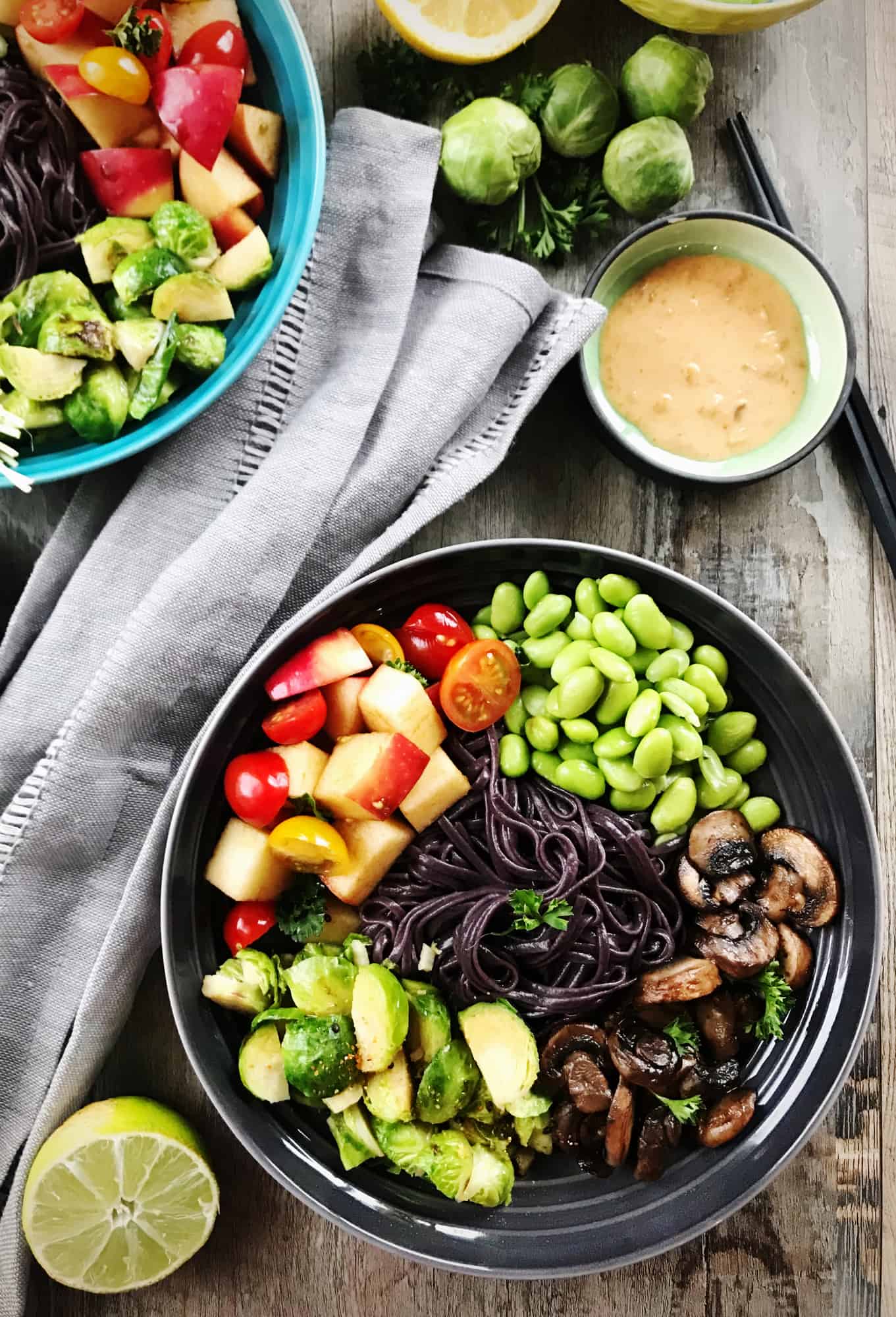 Vegan buddha bowl with black rice noodles. Gluten-free as well. What does 100 grams of sugar a day look like? It's not what you think. With the new nutrition labelling rolling out, what do you navigate the new nutrition facts label and %DV? and how a 100g-sugar menu can still be healthy?