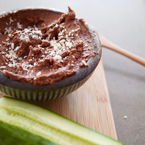 5-ingredient chocolate hummus