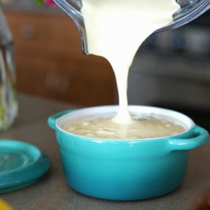 5-Ingredient Creamy Cashew Cheese Sauce (Non-Dairy)