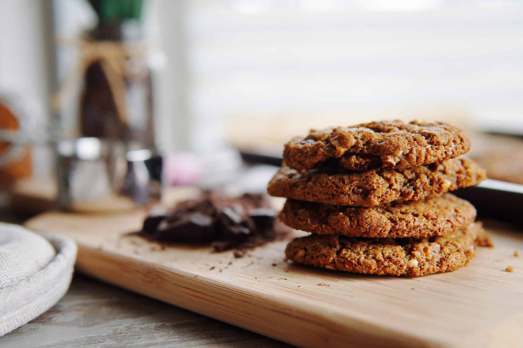Simple almond butter cookies