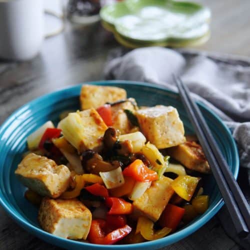 Easy One-Pot Stir-fry Teriyaki Tofu in 20 Minutes